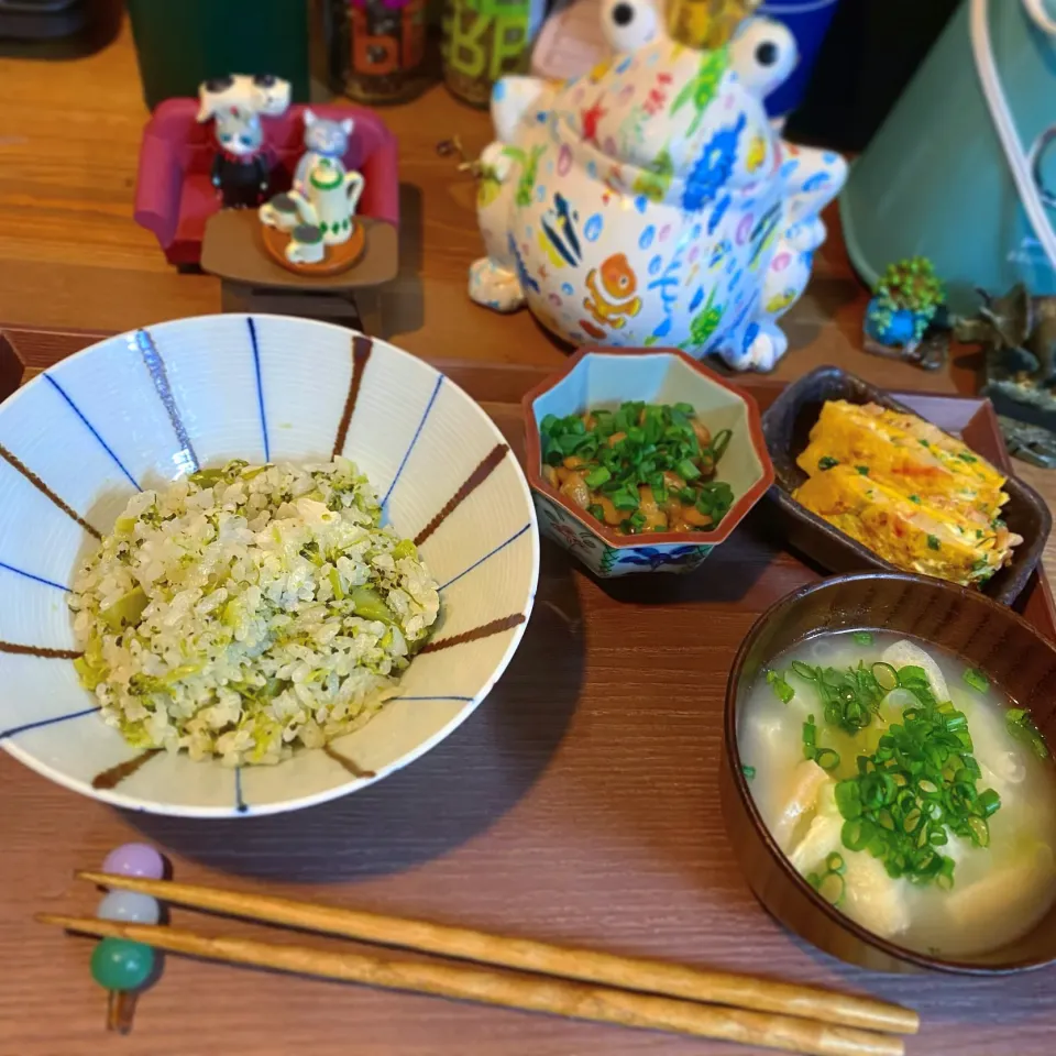 ・ブロッコリーの炊き込みご飯・出し巻き卵・お味噌汁・納豆|まぁちゃんさん