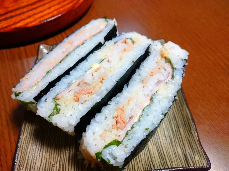 Snapdishの料理写真:ご飯サンド朝ごはん|シンバママさん