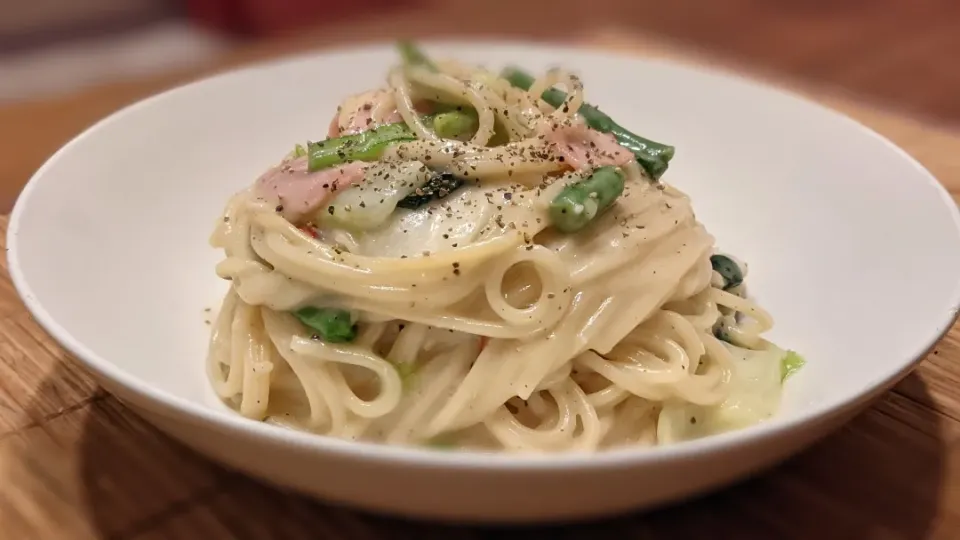 白菜といんげんとﾍﾞｰｺﾝのｸﾘｰﾑﾊﾟｽﾀ〜🍝
の晩ごはん✨|kaz(*･ω･)さん