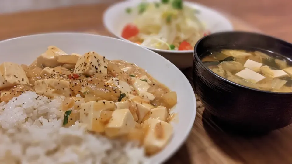 Snapdishの料理写真:麻婆丼〜
の晩ごはん✨|kaz(*･ω･)さん