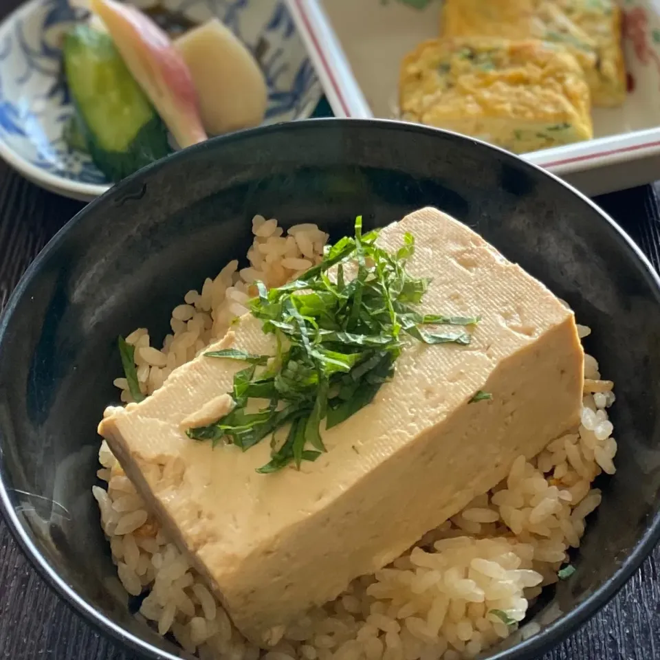 Snapdishの料理写真:昼ごはん☀️☀️☀️とうめし。　　断酒715日目|ぽんたさん