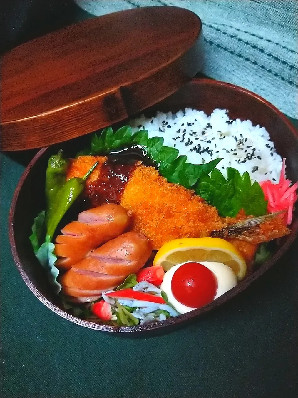 Snapdishの料理写真:アジフライ・しらす・ウインナー
　今日のお弁当*34|cheryl_tasteさん