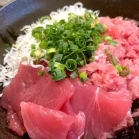 Snapdishの料理写真:ネギトロマグロ丼|Yuichiro INABAさん