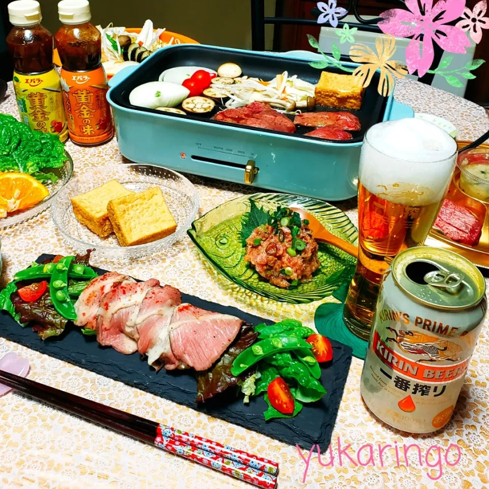 Snapdishの料理写真:おうち焼き肉🥩
牛たん焼き
ネギとろ
ローストビーフサラダ
伊予柑🍊|yukaringoさん