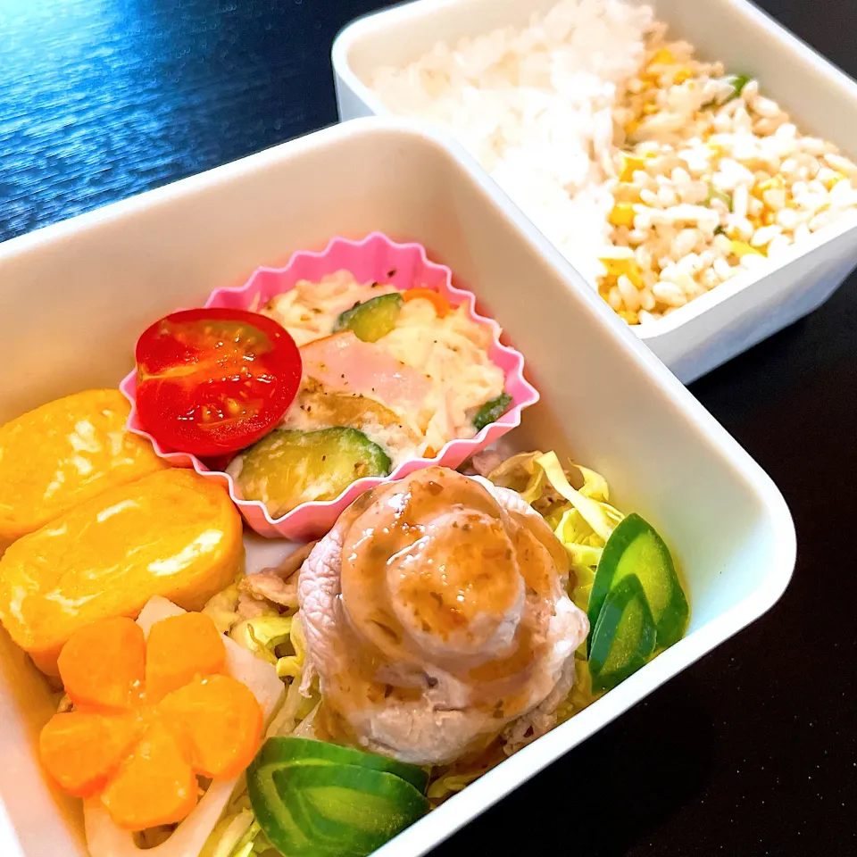 Snapdishの料理写真:豚こまの薔薇とお野菜の梅肉ソース和え弁当|912cnc48さん