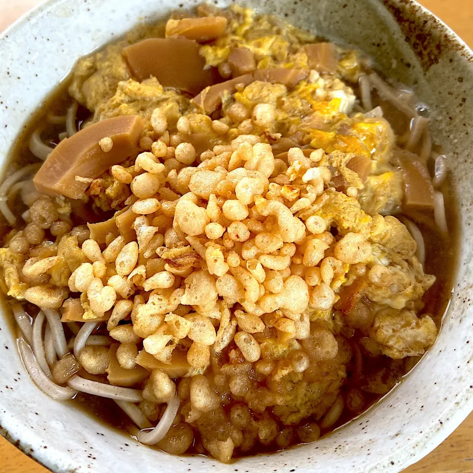 Snapdishの料理写真:天かす玉蕎麦|Makokoさん