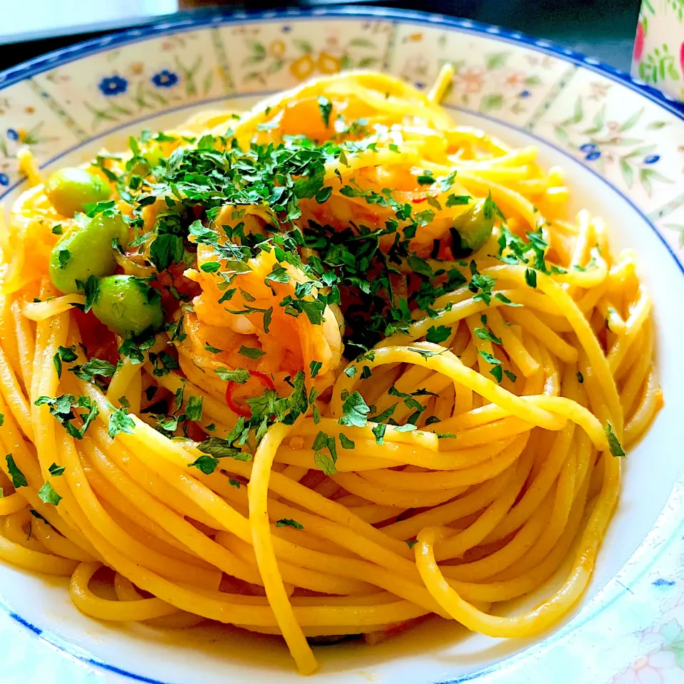 青の洞窟エビのアーリオオーリオを使って、ご馳走パスタ🍝|ちはるさん