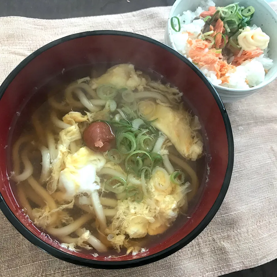 卵とじうどんと鮭ご飯|純さん