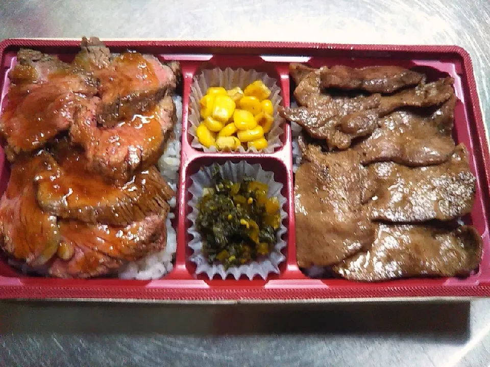 夕飯。
長野牛で、牛タンとカミツレちゅう部位のお弁当。|ゆきこさん