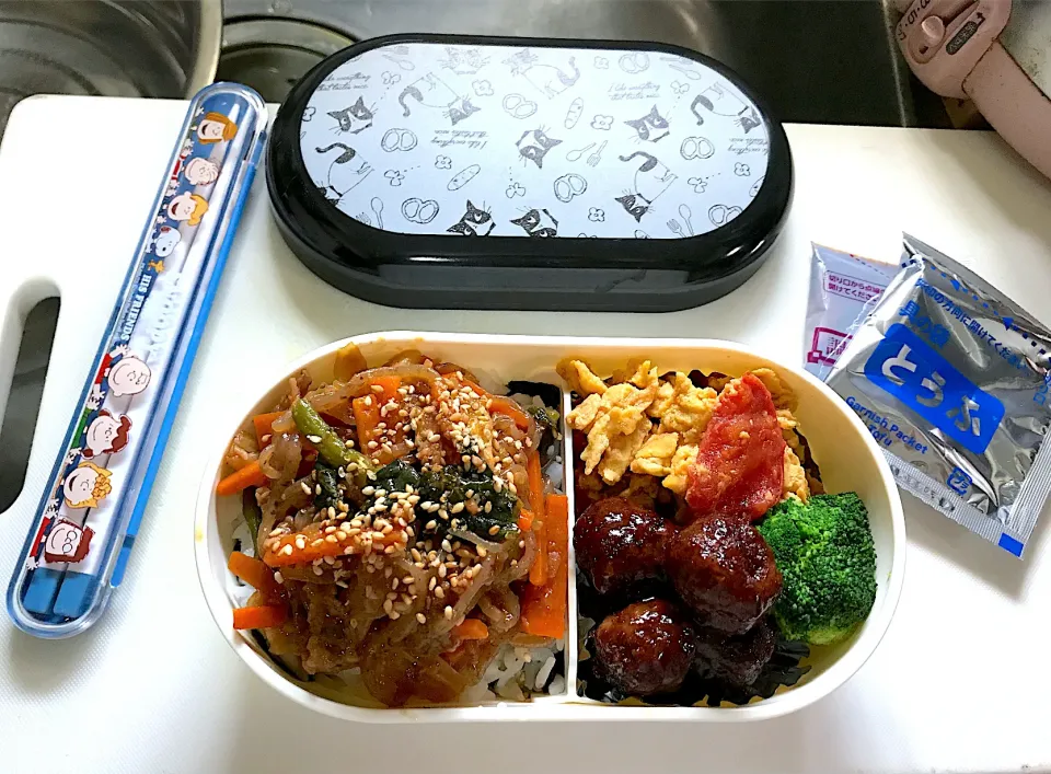 Snapdishの料理写真:チャプチェ丼弁当♪|つばりん亭さん