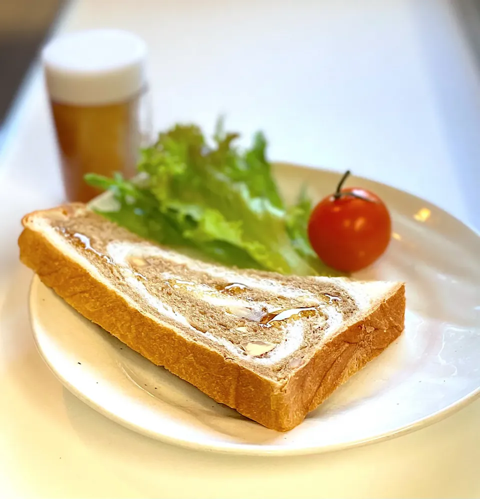 Snapdishの料理写真:蜂蜜食パン|かっちゃん杉さん