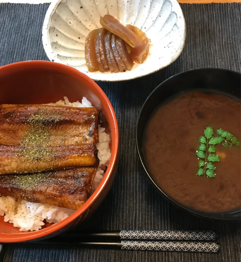 鰻丼　しじみ赤だし|sobacoさん