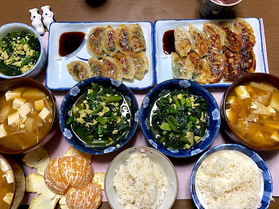 餃子とほうれん草晩ごはん~(^^)❤︎|いつくしみちゃんさん