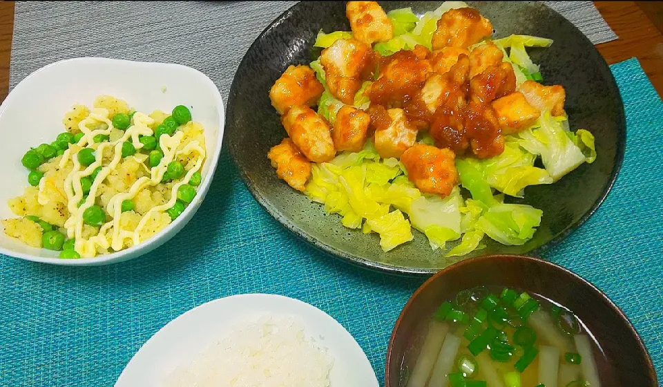 ◇鶏ムネ肉のしょうが照り焼き
◇じゃがいもとグリーンピースのサラダ
◇大根の味噌汁|ぶるー子さん