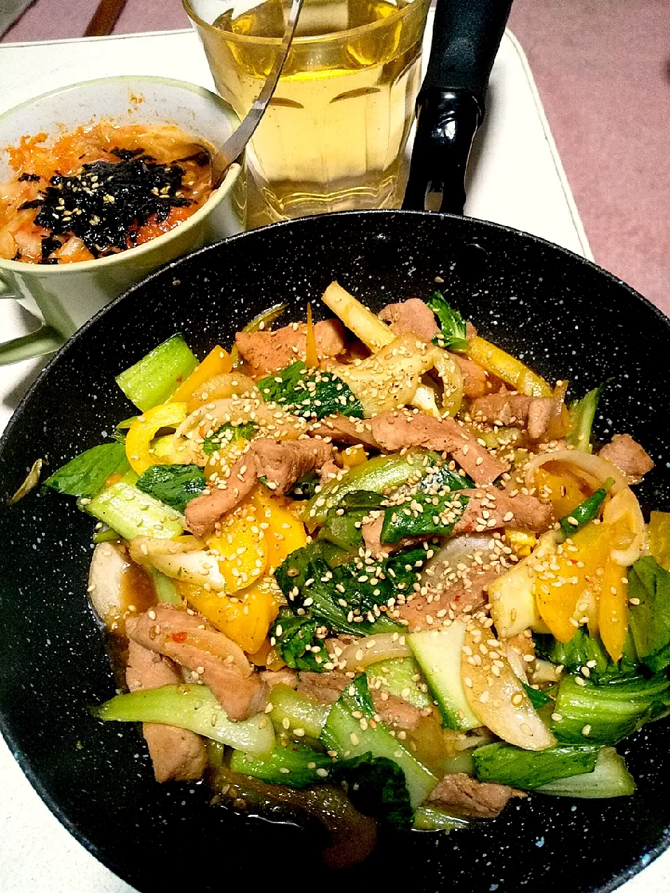 ※今日の晩御飯
※ヒレ肉と野菜の焼き肉のタレ炒め
※酢キャベツとトマトの酸辣湯
※ハイボール|れあMIXさん