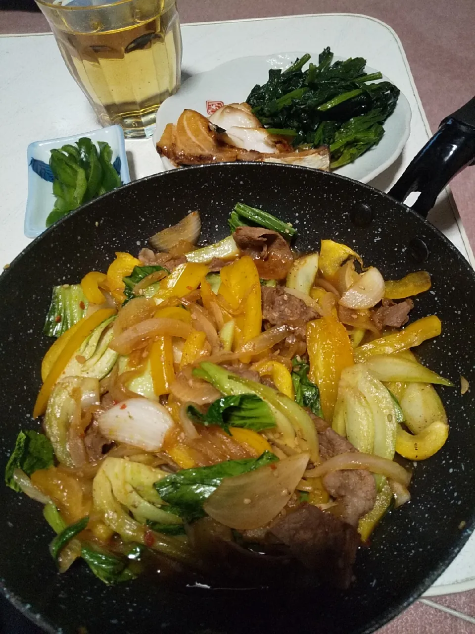 今日の晩御飯
※牛肉と野菜の焼肉のたれ炒め
※鱈みりん漬け焼きとほうれん草
※ピーマンの糠漬け
※ハイボール|れあMIXさん