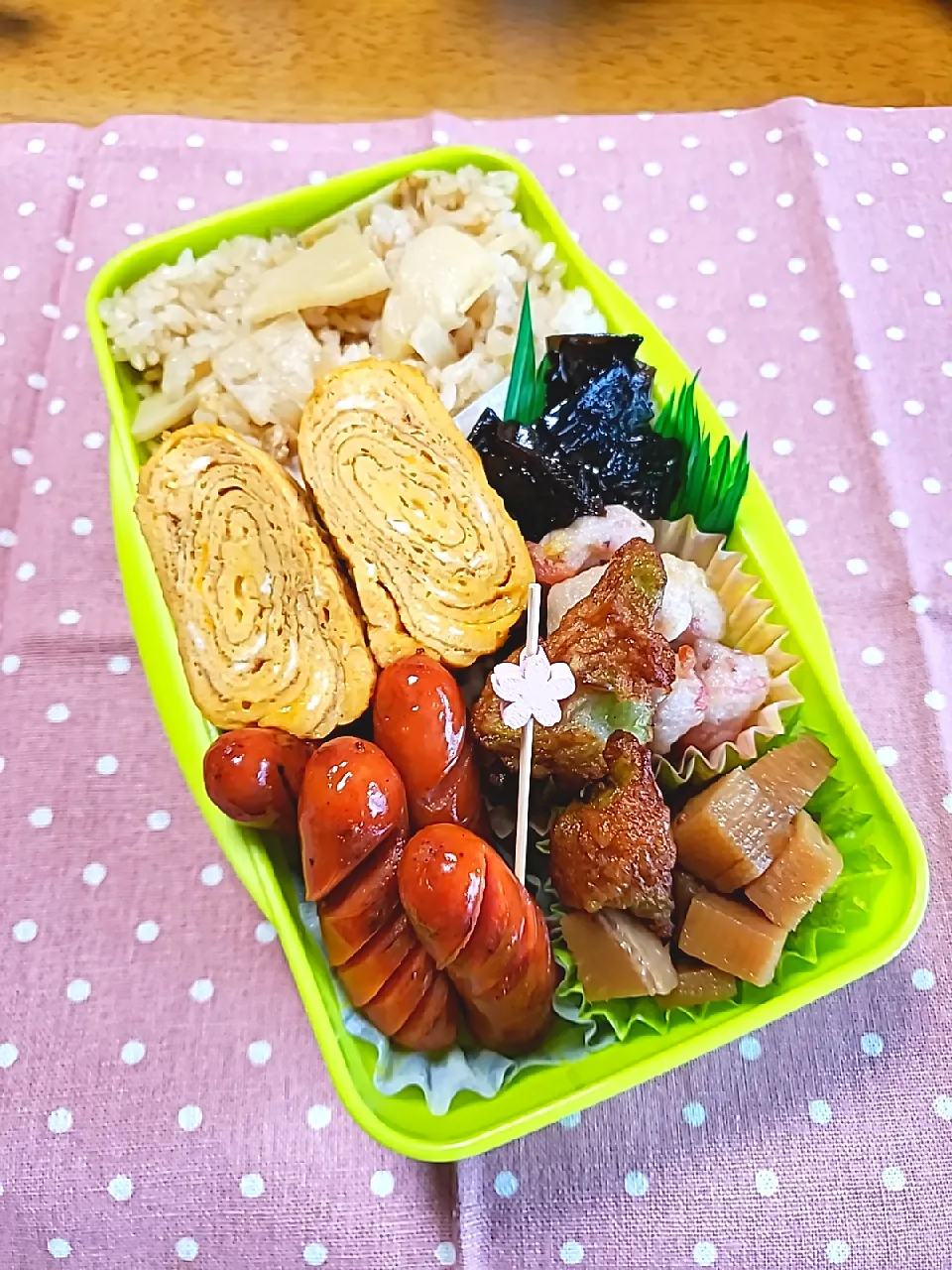 Snapdishの料理写真:4/9(金)お弁当♪|marikuruさん