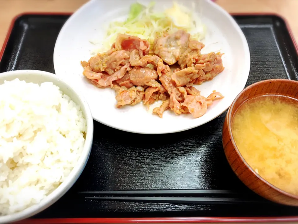 やわらか生姜焼き定食 ¥650|Blue Moon Caféさん