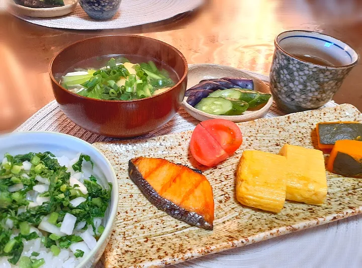 Snapdishの料理写真:4/10🌤️大根菜ご飯🍚朝食🌄|びせんさん