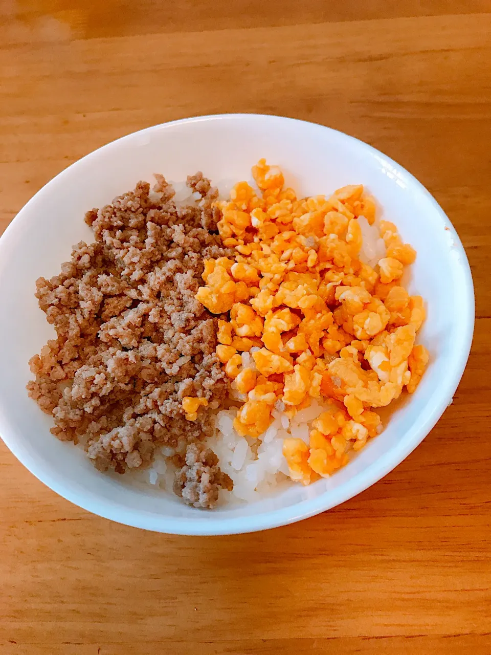 Snapdishの料理写真:♡わたしのランチ♡中2の三女が作ってくれた2食丼♡記録として残します♡令和3年4月10日土曜日♡感謝♡|♡Fille√chie♡さん