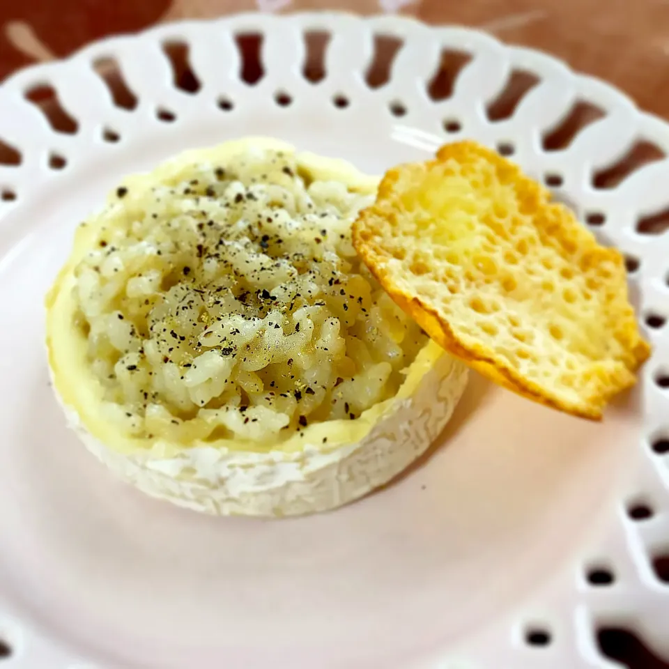 Snapdishの料理写真:🧀カマンベールチーズリゾット🧀|ぷうさんさん