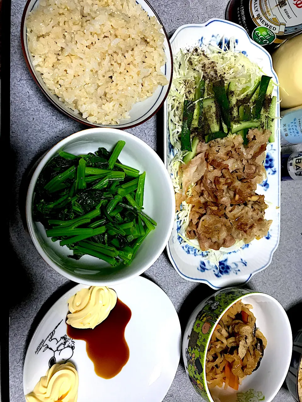 しゃぶ用肉で生姜焼き #夕飯　ロウカット玄米、切干大根、かき菜、キャベツきゅうりサラダ(塩花椒で)、ポーク生姜焼き|ms903さん