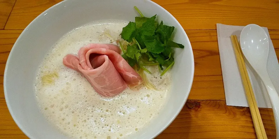 福井まほろばさん鳥と貝出汁のラーメン|さくらんぼさん