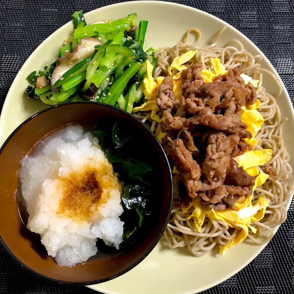 瓦そば風☆わかめと大根おろしつゆ☆野菜のナムル|Manaさん