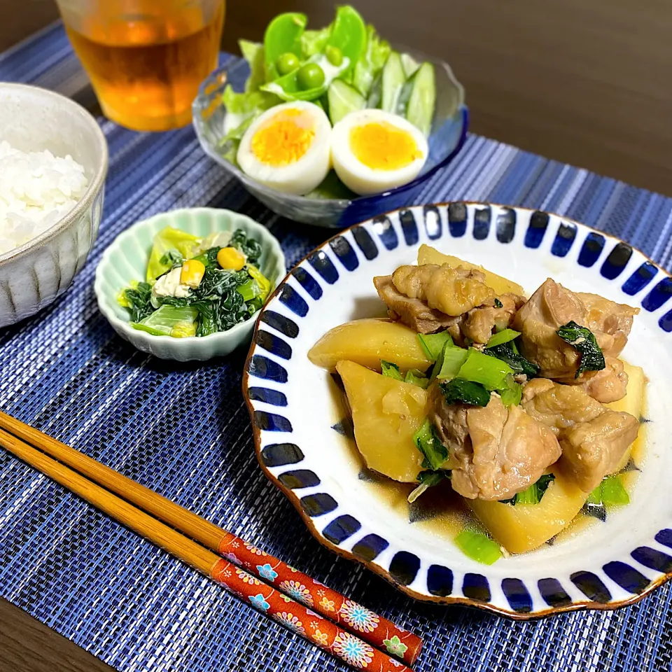 新じゃがと鶏肉の甘煮　小松菜の胡麻マヨクリームチーズ和え　サラダ|ちぐあささん