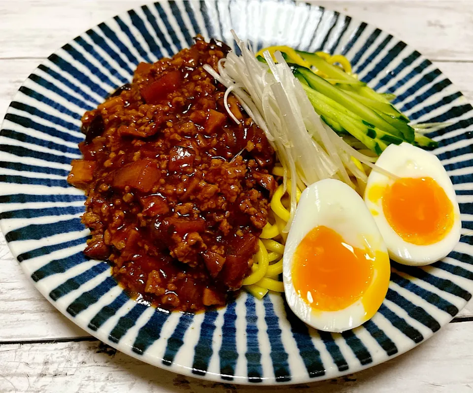 Snapdishの料理写真:ジャージャー麺|namiiin.727さん