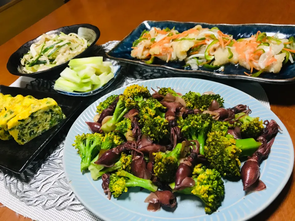 びせんさんの料理 ホタルイカ🦑とブロッコリー🥦
　ペペロンチーノ🌶️|バシュランさん