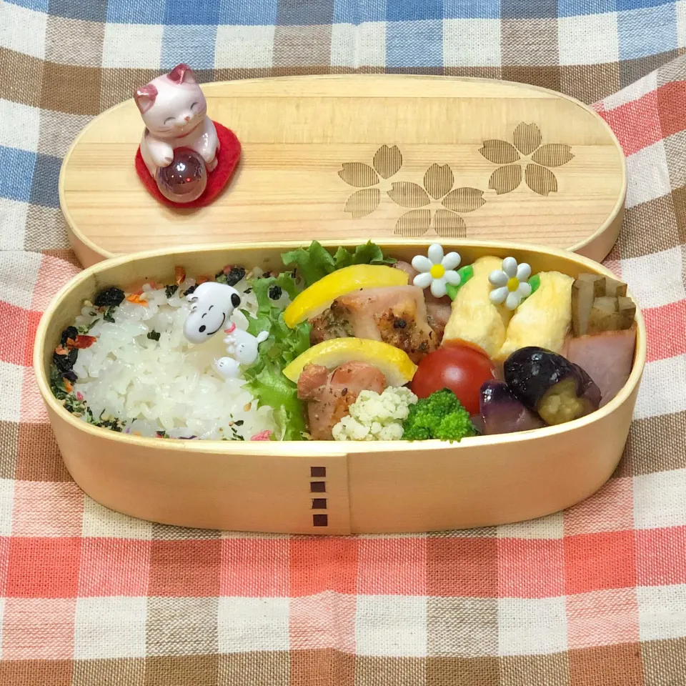 鶏モモハーブグリル☘の❤️ちゃんお弁当　3/8月|sweet homeさん