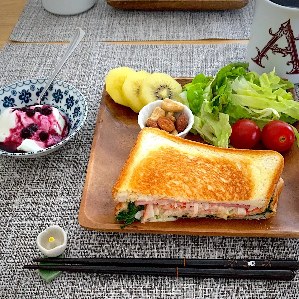 Snapdishの料理写真:朝食|ツインうさぎさん