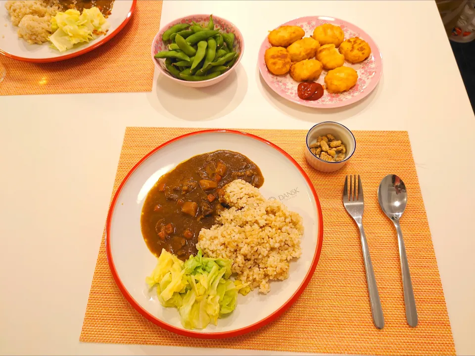 昨日の夕食　レトルトカレー|pinknari🐰🌈さん