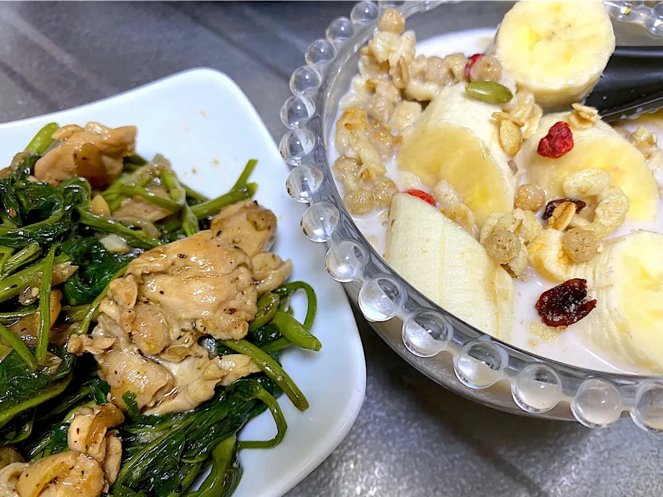 My Day 3 Diet Meal | chicken chinese spinach stir fried in oyster sauce and my daily cereal|Laarni Nabongさん