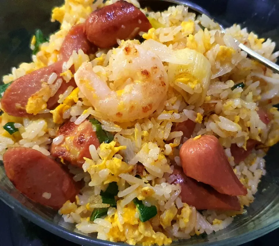 🥰 Sausage Prawns Green Onion Egg Butter Fried Rice ~ Dinner ♡♡♡♡♡♡♡😋|🌷lynnlicious🌷さん