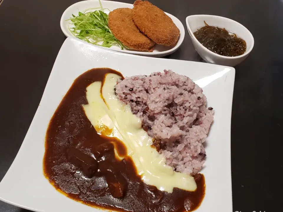 Snapdishの料理写真:チーズカレー|Yukiさん