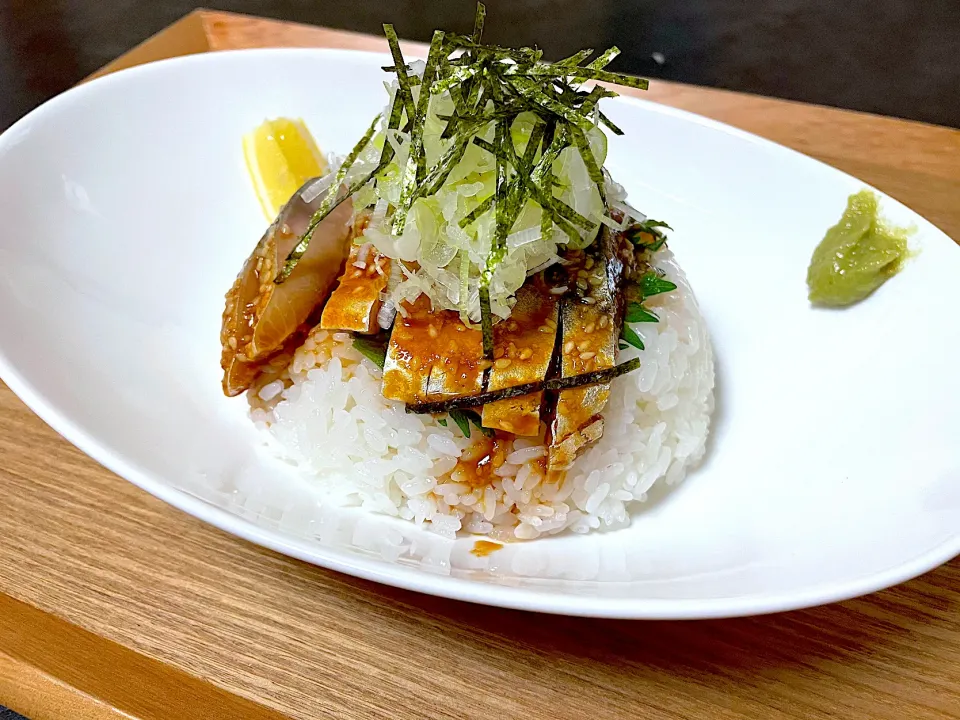 サバのごまだれ丼|服部 健二さん