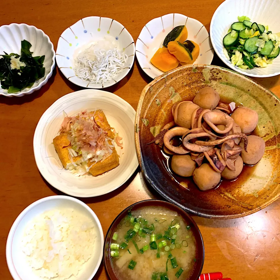 和食の夕飯　イカと里芋の煮物|あっちゃんさん