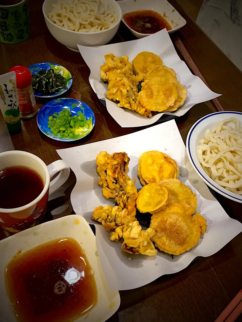 冷やしうどん　薩摩芋と舞茸の天ぷら|ch＊K*∀o(^^*)♪さん