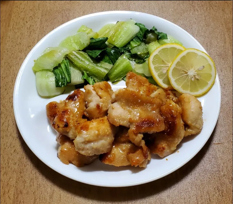 鶏肩小肉の味噌漬け焼き
チンゲン菜のソテー|ナナさん