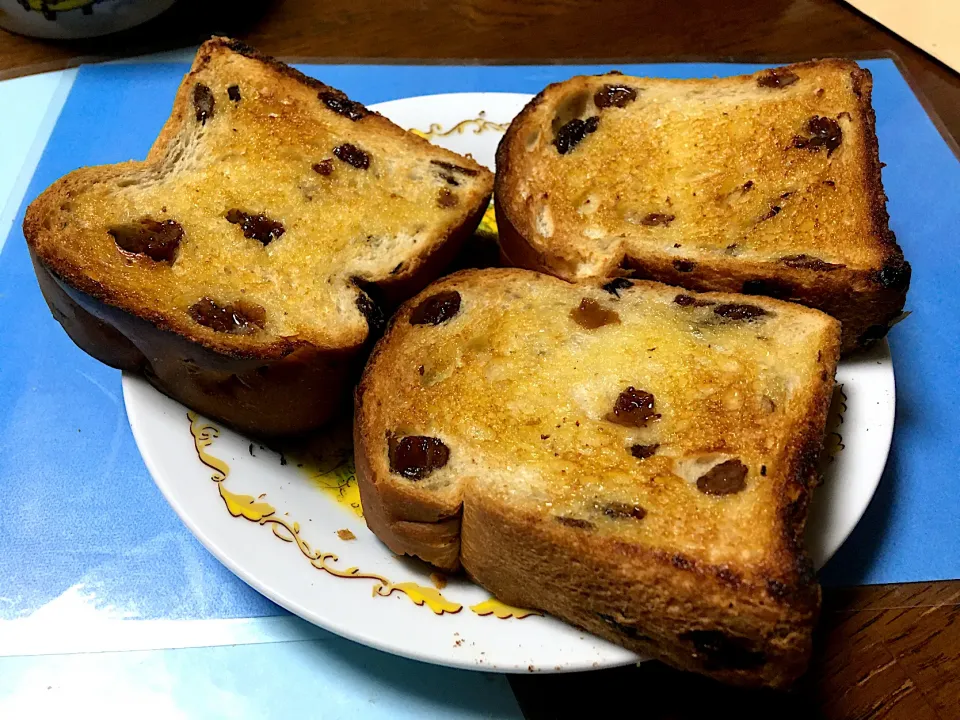 ぶどうパン|はっちぃさん