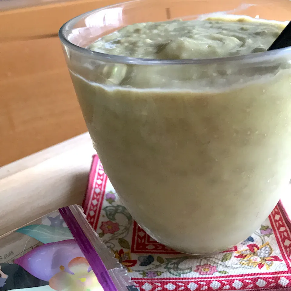 アボカドバナナミルク🍌🥛🥑で自分にご褒美|mokoさん