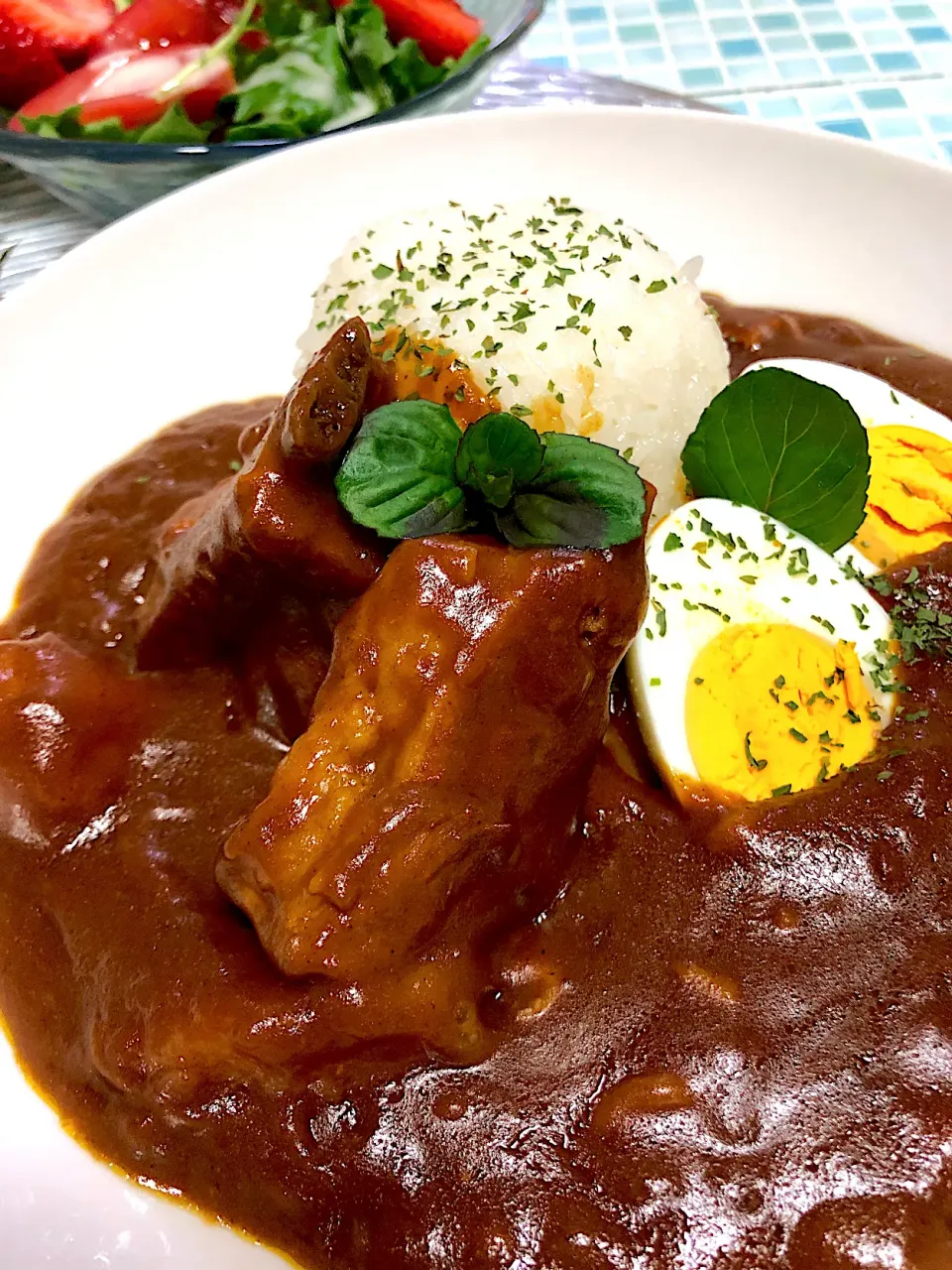 豚骨付きカルビカレー|笑福さん