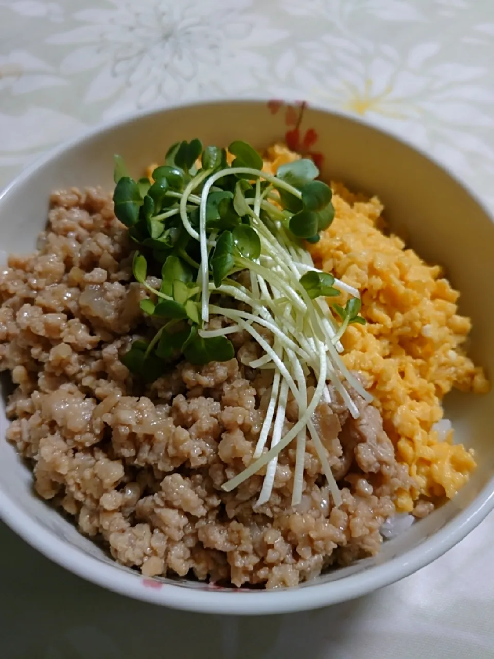 二色丼|🍒ふみりん🍒さん