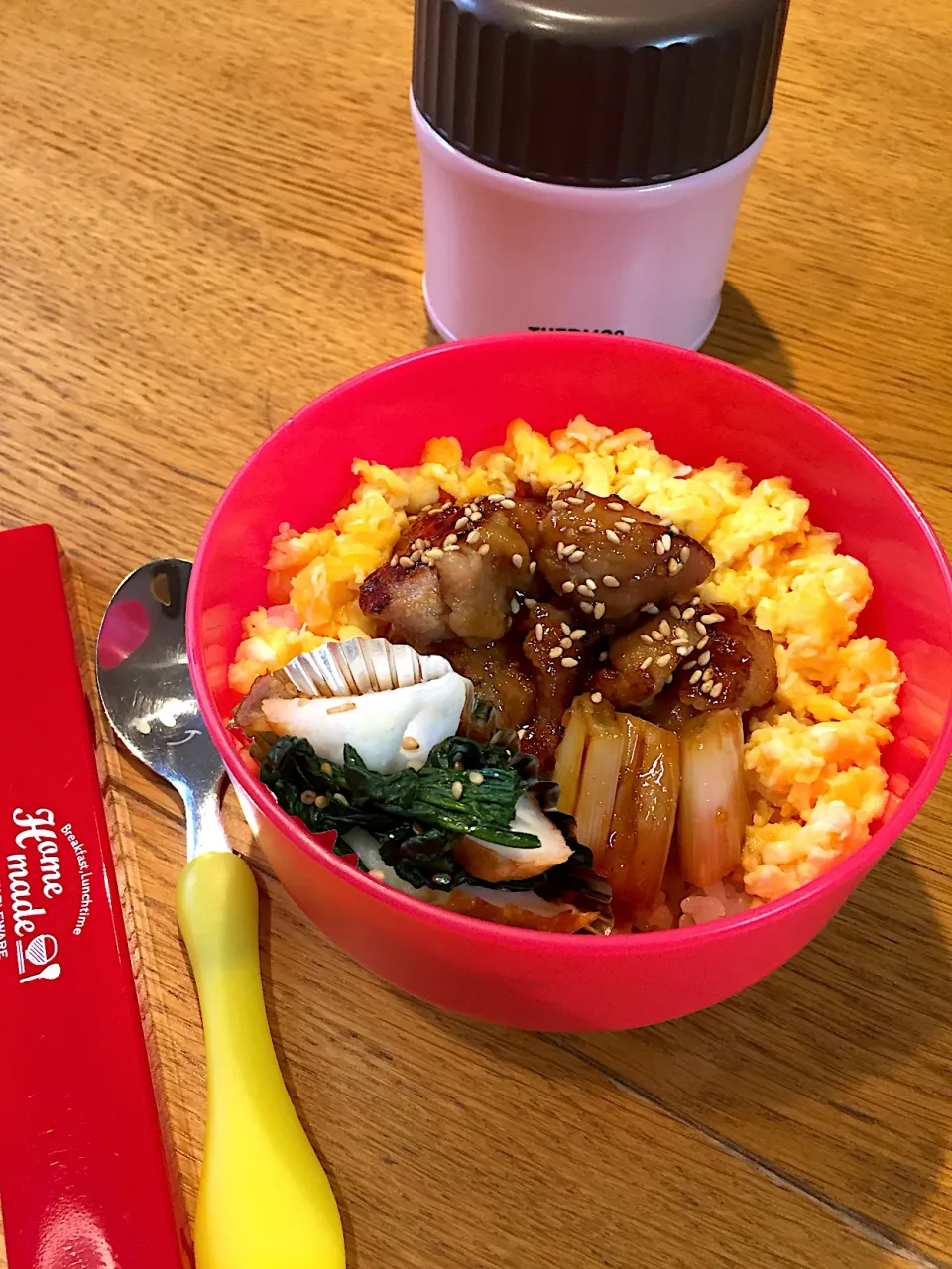 娘ちゃん弁当  焼き鳥丼|まつださんさん