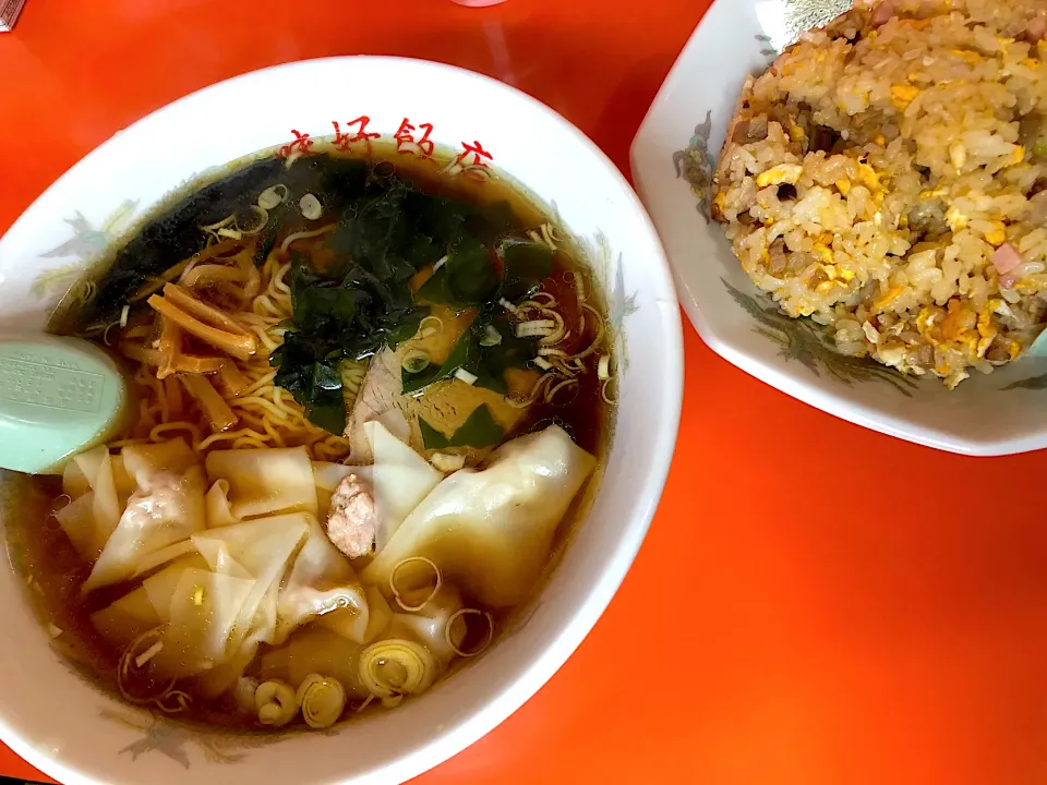 ワンタン麺とチャーハン|ゆっこっこさん