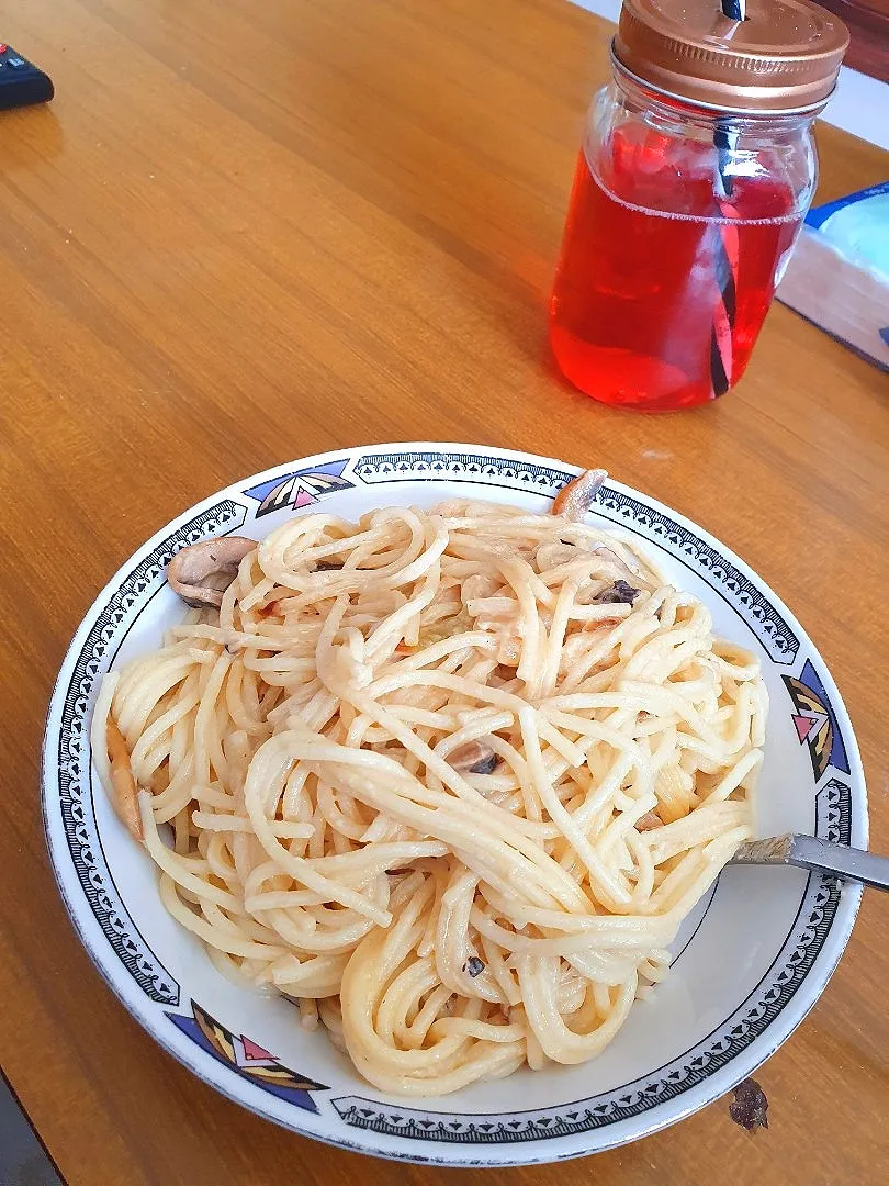 Pasta with creamy mushrooms|Nat1602さん