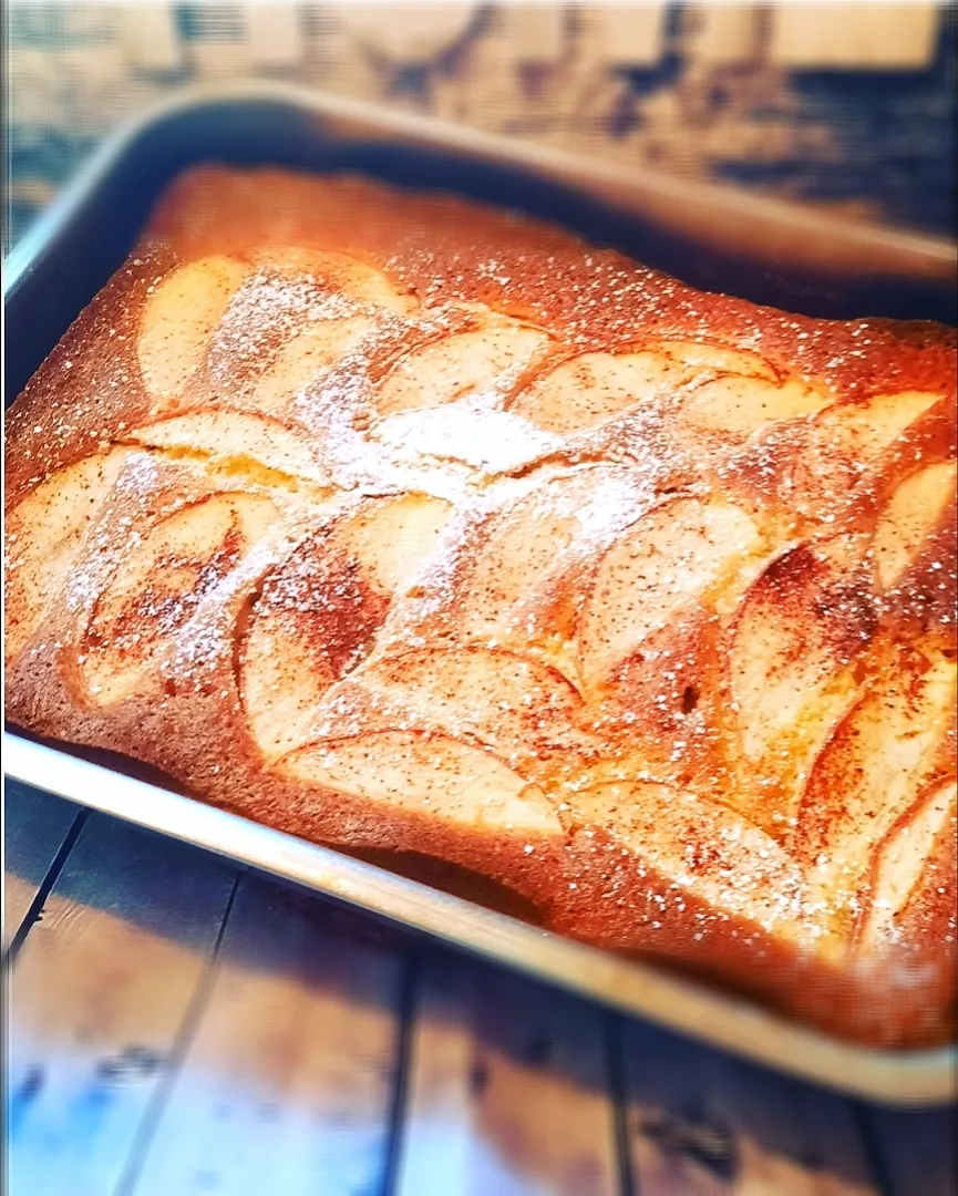 Apple 🍎cake|Andreea Geaninaさん