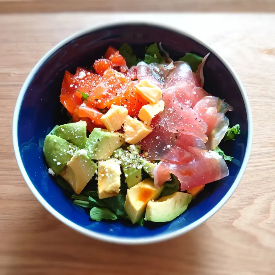 昼ごはん🌻サラダ丼|Rie*さん